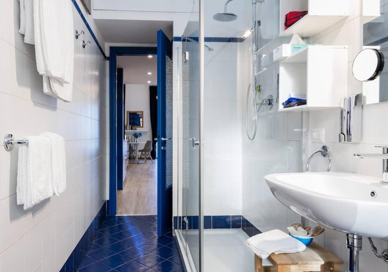 Appartamento Blu A Milano Zona Ripamonti Vicino Allo Ieo Exterior photo
